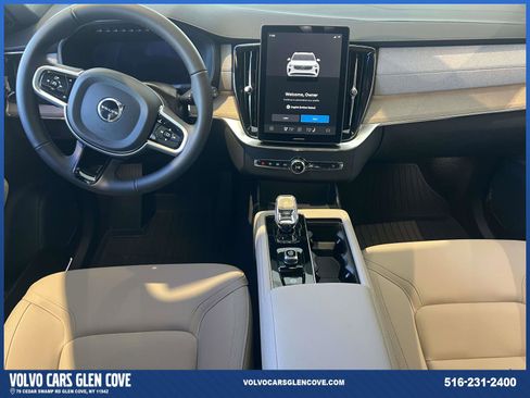 Used 2026 Volvo XC90 B6 Plus w/ Protection Package Premier AWD/4WD image 14