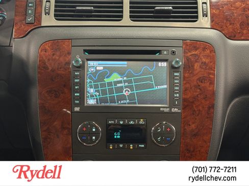 Used 2013 Chevrolet Avalanche LTZ AWD/4WD image 20