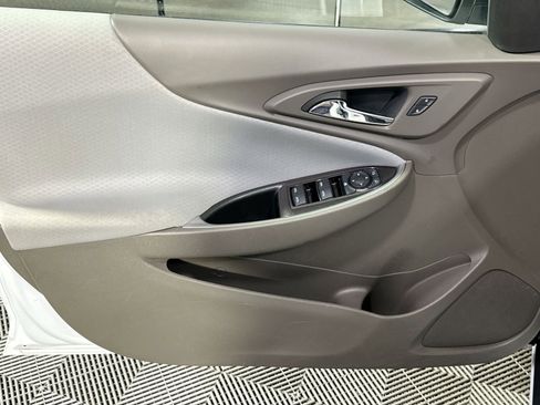 Used 2022 Chevrolet Malibu LT image 15