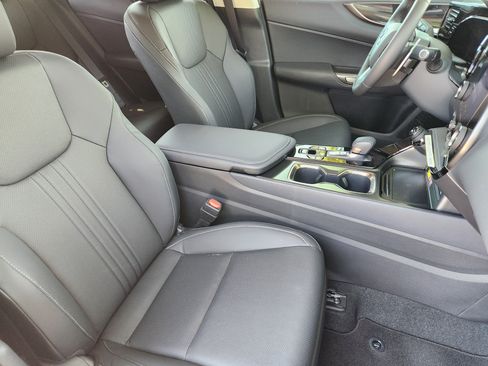New 2026 Lexus NX 350 AWD image 9
