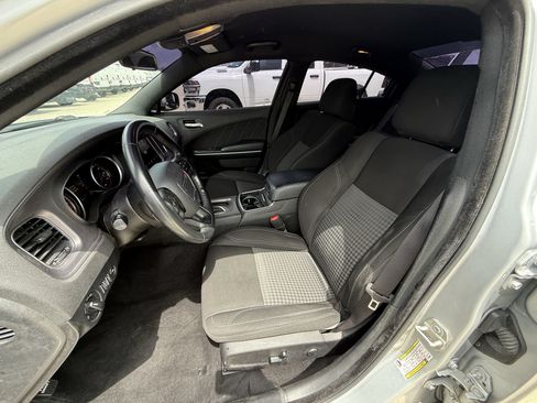 Used 2023 Dodge Charger SXT RWD image 27