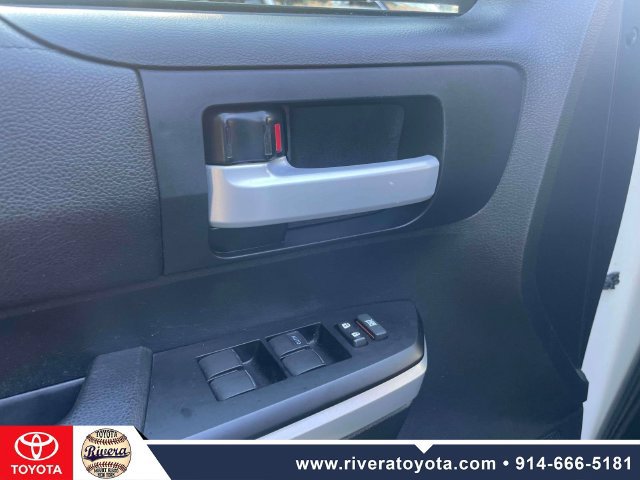 Used 2016 Toyota Tundra SR5 w/ SR5 Upgrade Package AWD/4WD image 16