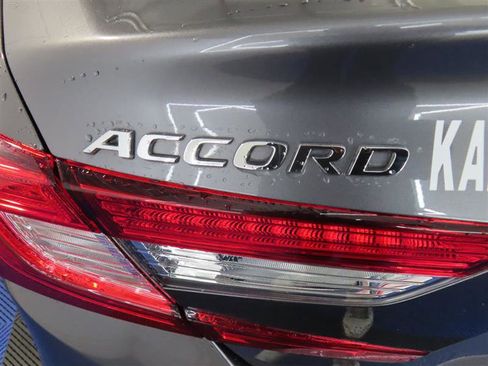 Used 2021 Honda Accord EX-L image 13
