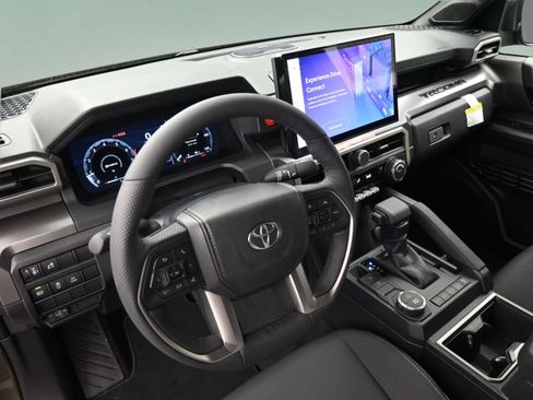 Used 2025 Toyota Tacoma TRD Sport w/ TRD Sport Upgrade Package RWD image 28