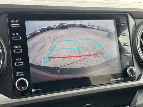 Used 2020 Toyota Tacoma TRD Sport image 23