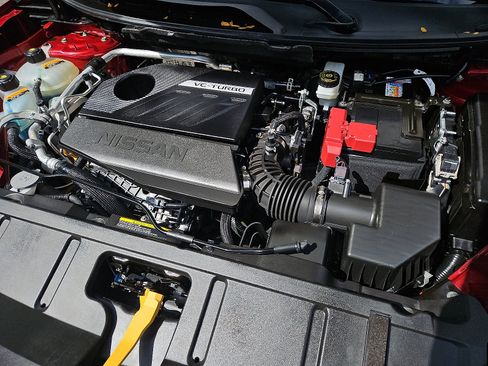 Certified 2023 Nissan Rogue SV image 27