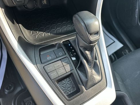 Used 2023 Toyota RAV4 LE image 19