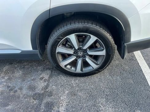 Used 2025 Honda Pilot Touring image 31