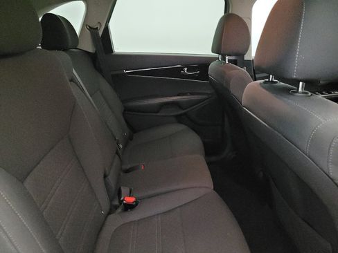 Used 2020 Kia Sorento S AWD/4WD image 19