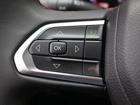 Certified 2025 Jeep Compass Trailhawk AWD/4WD image 25