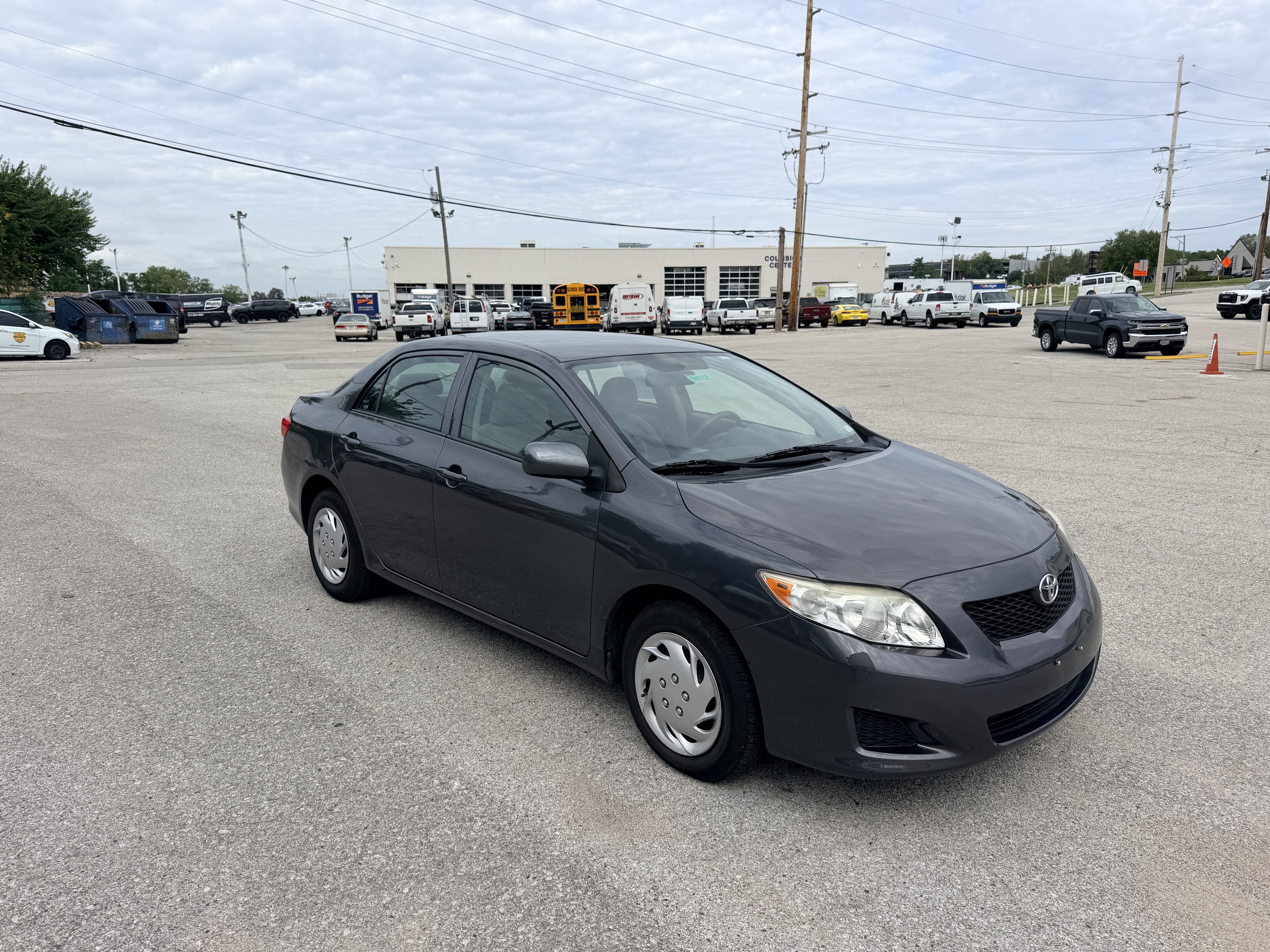 Used 2010 Toyota Corolla LE FWD image 7