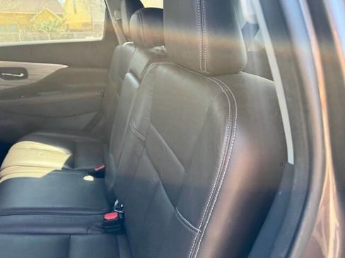 Used 2015 Nissan Murano Platinum w/ Platinum Technology Package image 34