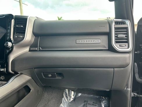 Used 2025 RAM 1500 Big Horn RWD image 24