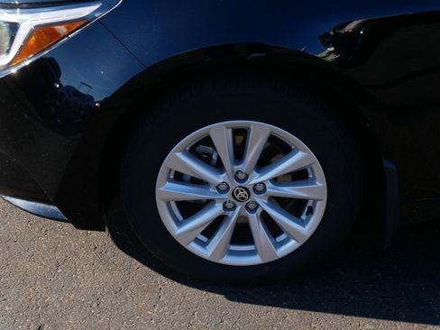 Certified 2025 Toyota Corolla LE w/ LE Premium Package image 8