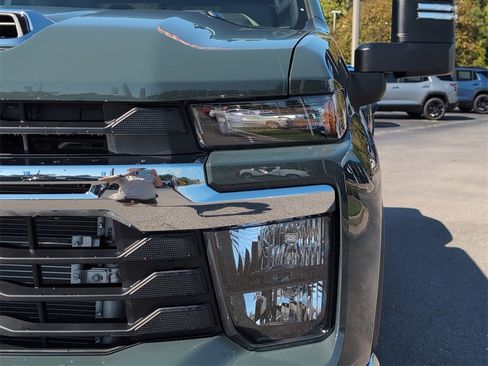 New 2026 Chevrolet Silverado 3500 LT image 32