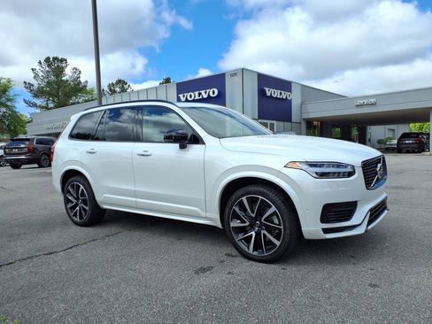 Certified 2023 Volvo XC90 T8 Plus w/ Protection Package Premier image 28