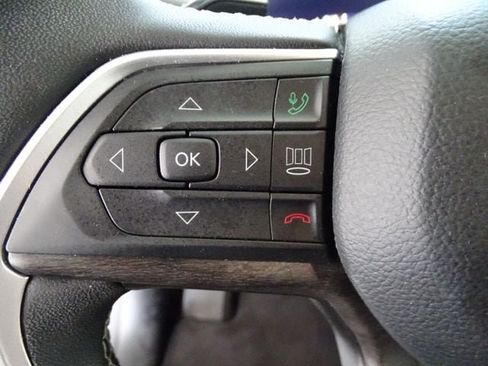 Certified 2025 Jeep Grand Cherokee L Limited AWD/4WD image 7