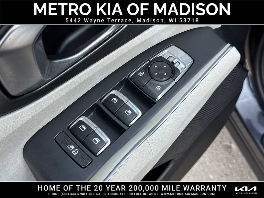Used 2023 Kia Sorento EX AWD/4WD image 12