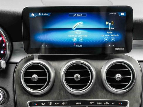 Certified 2021 Mercedes-Benz GLC 300 image 17