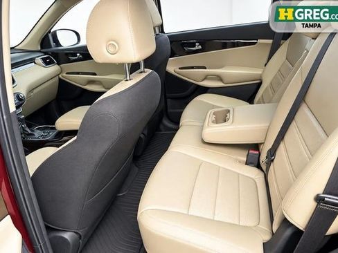 Used 2020 Kia Sorento EX FWD image 11
