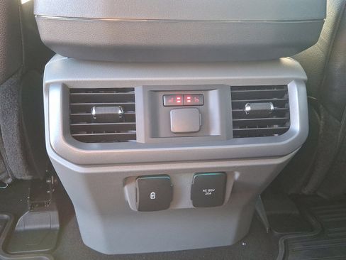 New 2025 Ford F150 Lariat w/ Equipment Group 502A High image 8