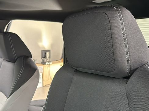 Certified 2025 Toyota Tacoma TRD Off-Road image 13