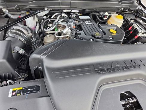 New 2026 RAM 2500 Big Horn AWD/4WD image 19