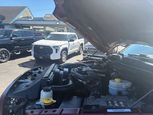 Used 2016 RAM 2500 Laramie w/ Sport Appearance Group AWD/4WD image 10