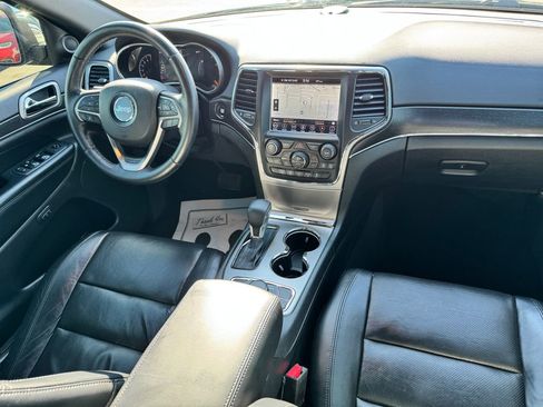 Used 2018 Jeep Grand Cherokee Limited w/ Luxury Group II AWD/4WD image 12