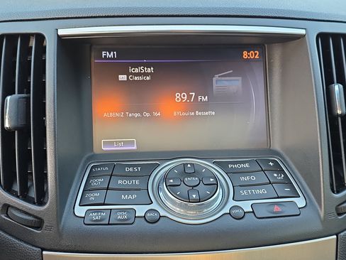 Used 2015 INFINITI Q40 w/ Navigation Package RWD image 18