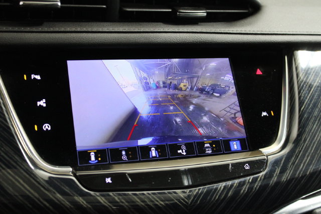 Used 2024 Cadillac XT6 Premium Luxury w/ Technology Package AWD/4WD image 12