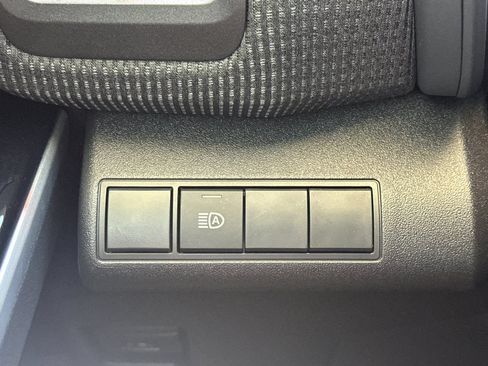 Certified 2023 Toyota bZ4X FWD image 32