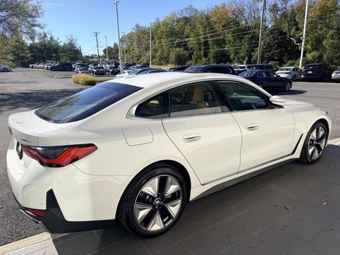 Used 2025 BMW i4 eDrive40 w/ Premium Package image 6
