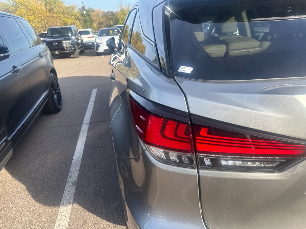 Used 2020 Lexus RX 450h AWD w/ Luxury Package image 23