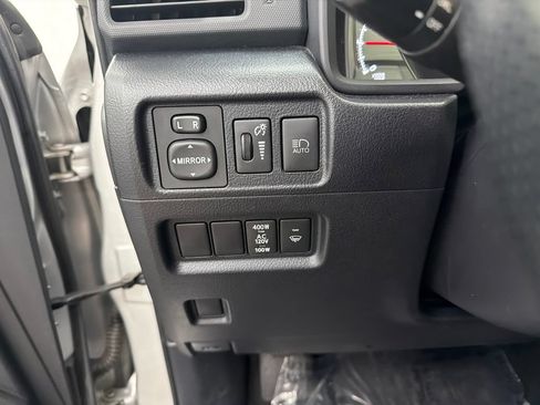 Used 2024 Toyota 4Runner SR5 Premium AWD/4WD image 31
