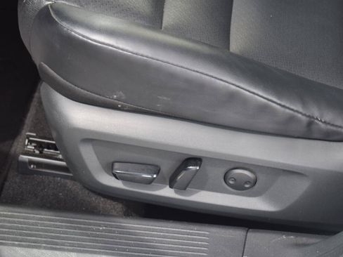 Used 2021 Nissan Rogue SV w/ Premium Package FWD image 27