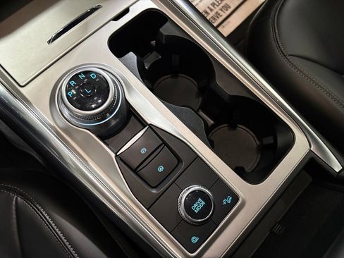 Certified 2023 Ford Explorer XLT w/ Equipment Group 202A image 16