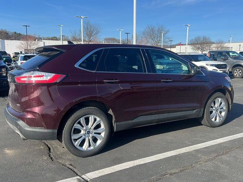 Used 2022 Ford Edge Titanium image 5