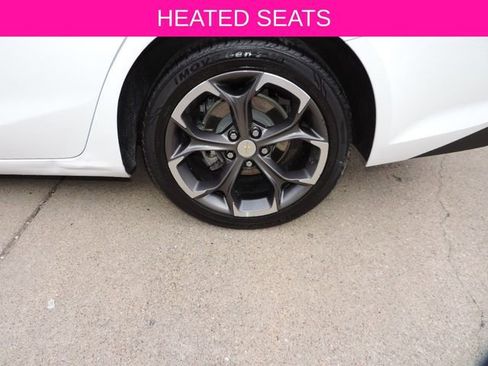 Used 2022 Chevrolet Malibu LT image 14