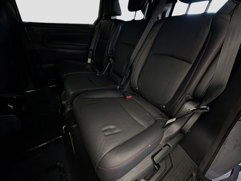 Used 2023 Honda Odyssey Sport image 13