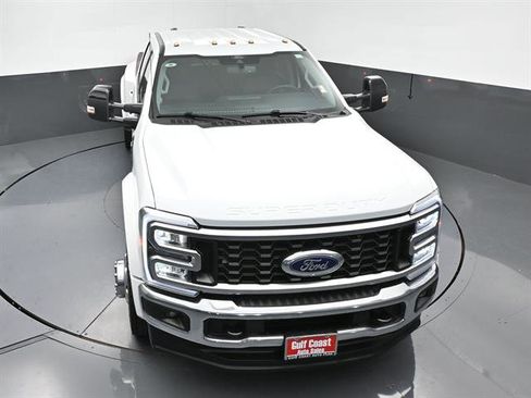 Used 2026 Ford F450 Lariat w/ FX4 Off-Road Package AWD/4WD image 38