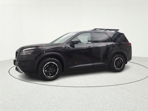 Used 2024 Nissan Pathfinder Rock Creek image 3