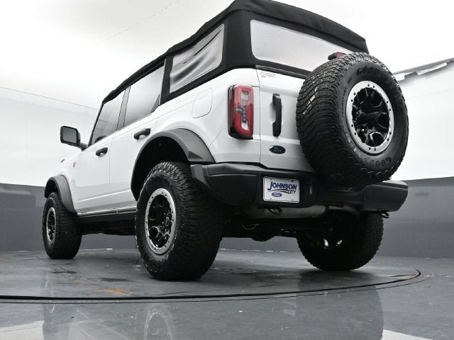 Used 2022 Ford Bronco Badlands AWD/4WD image 30