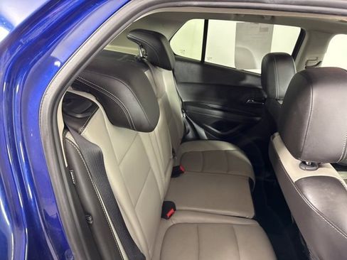 Used 2015 Chevrolet Trax LTZ image 19
