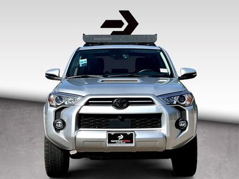 Used 2023 Toyota 4Runner TRD Off-Road Premium w/ Off Road Premium Plus Package AWD/4WD image 3