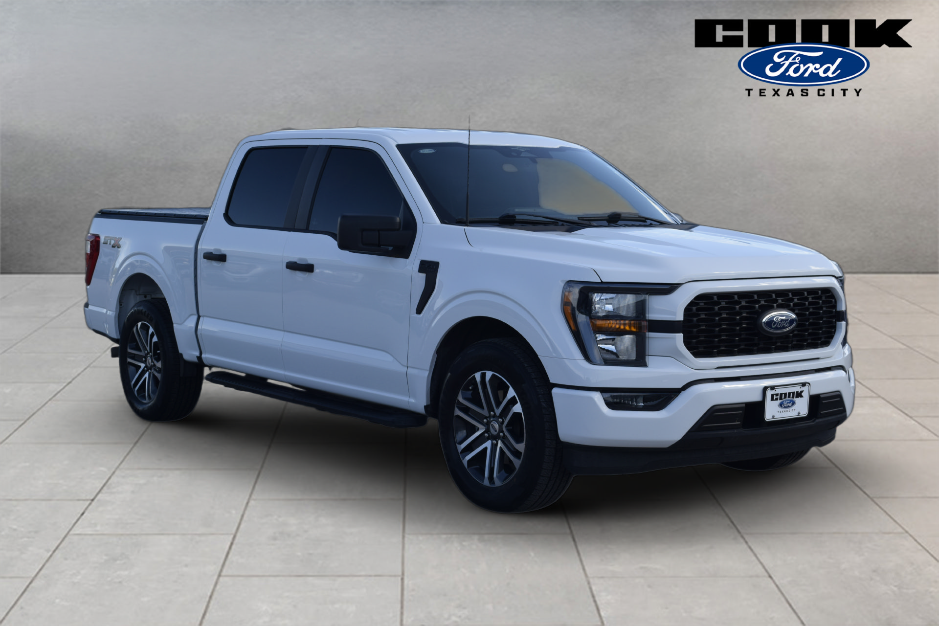 Used 2023 Ford F150 XL w/ STX Appearance Package RWD image 2