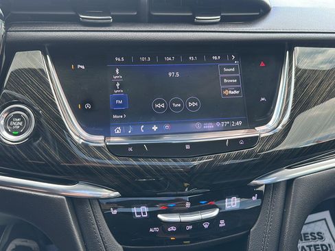 Used 2020 Cadillac XT6 Premium Luxury FWD image 33