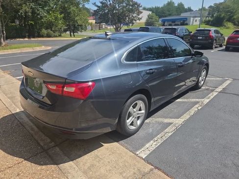 Used 2021 Chevrolet Malibu LS FWD image 3