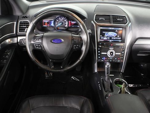 Used 2016 Ford Explorer Sport w/ Equipment Group 401A AWD/4WD image 6
