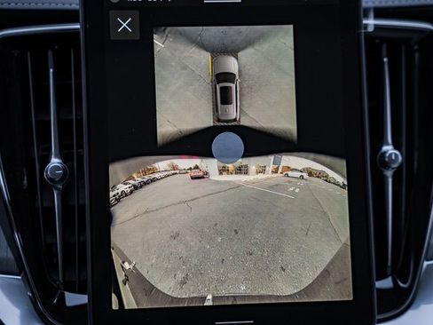 New 2026 Volvo XC90 B6 Ultra w/ Protection Package Premier image 42